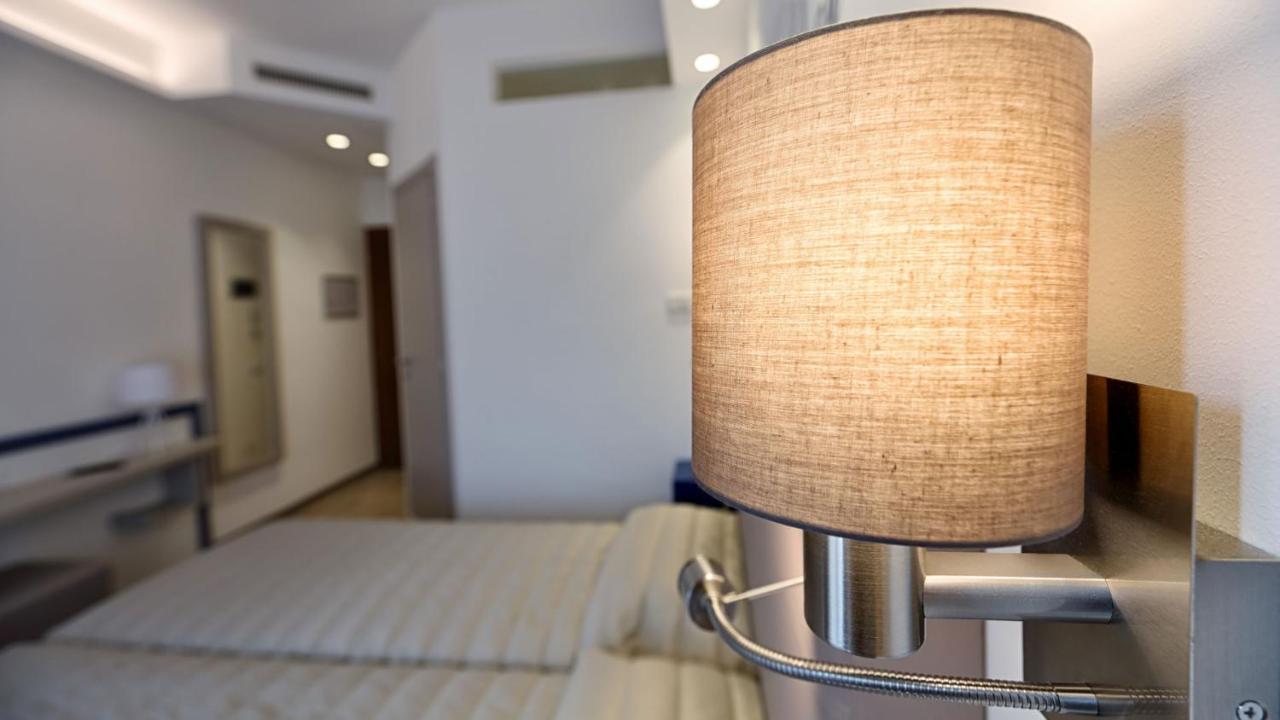 Hotel La Serena Bibione Exterior photo