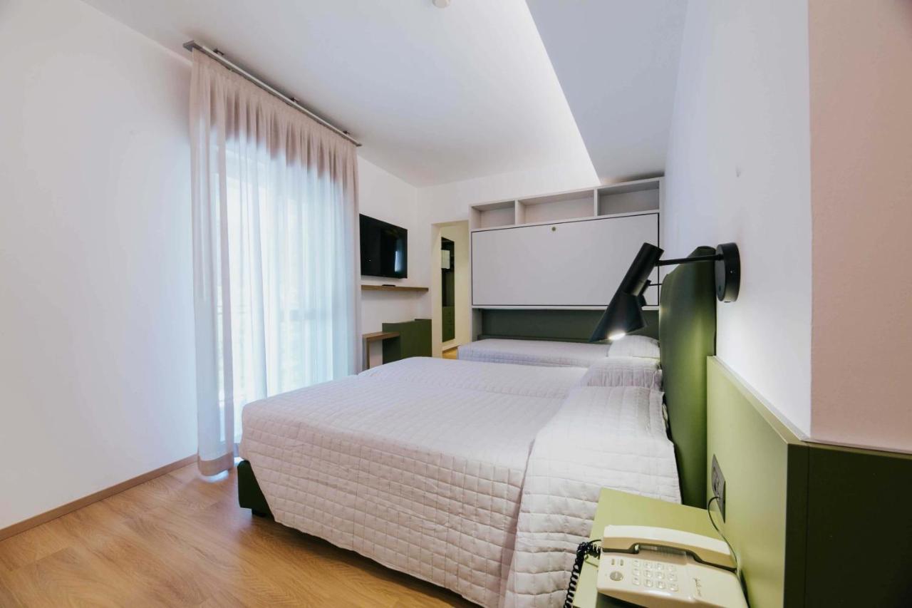 Hotel La Serena Bibione Exterior photo